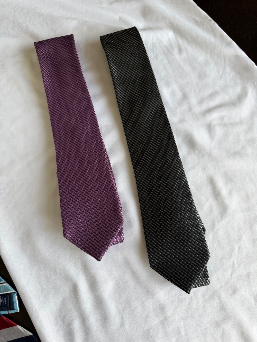 2 Classic Men's Purple and black Textured Ties big & tall size
